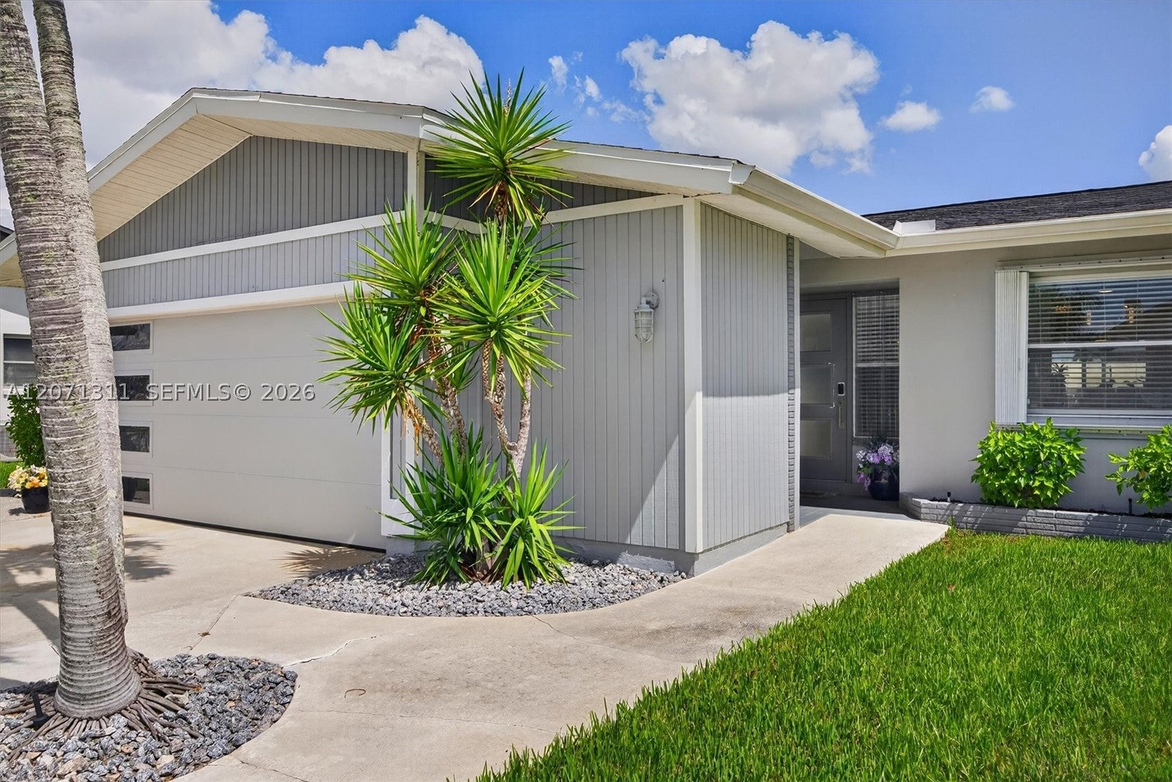 1633 Edith Esplande, Cape Coral, FL 33904 photo