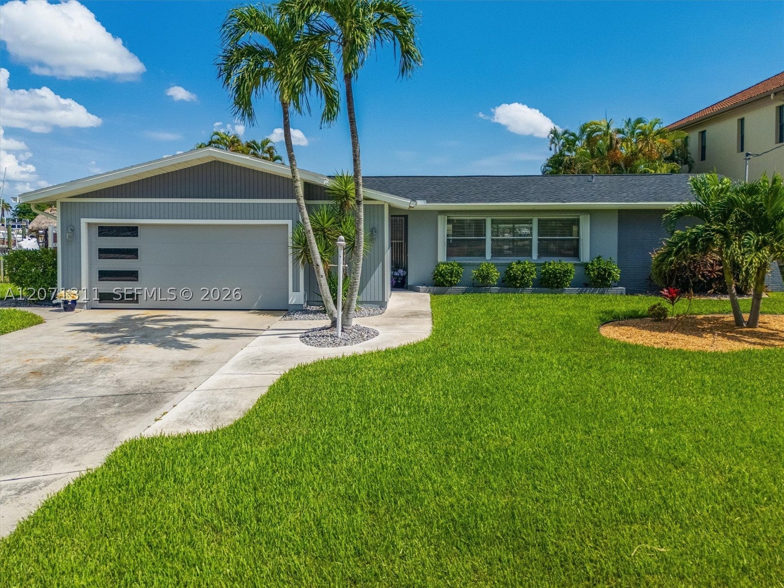 1633 Edith Esplande, Cape Coral, FL 33904 photo