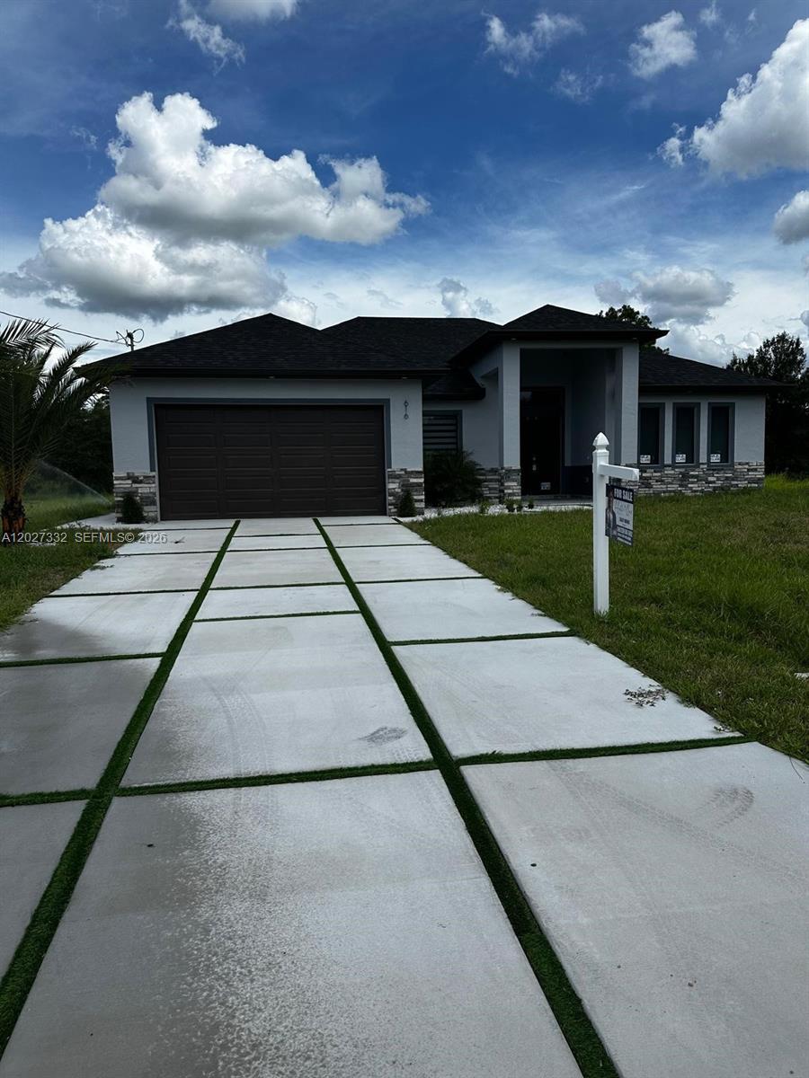616 Maple Ave, Lehigh Acres, FL 33972