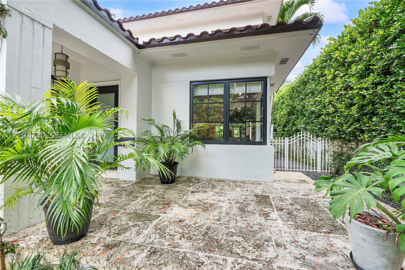 435 W 51st, Miami Beach, FL 33140 photo