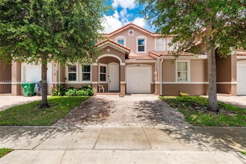 Townhouse in Homestead FL 13861 275th St.jpg
