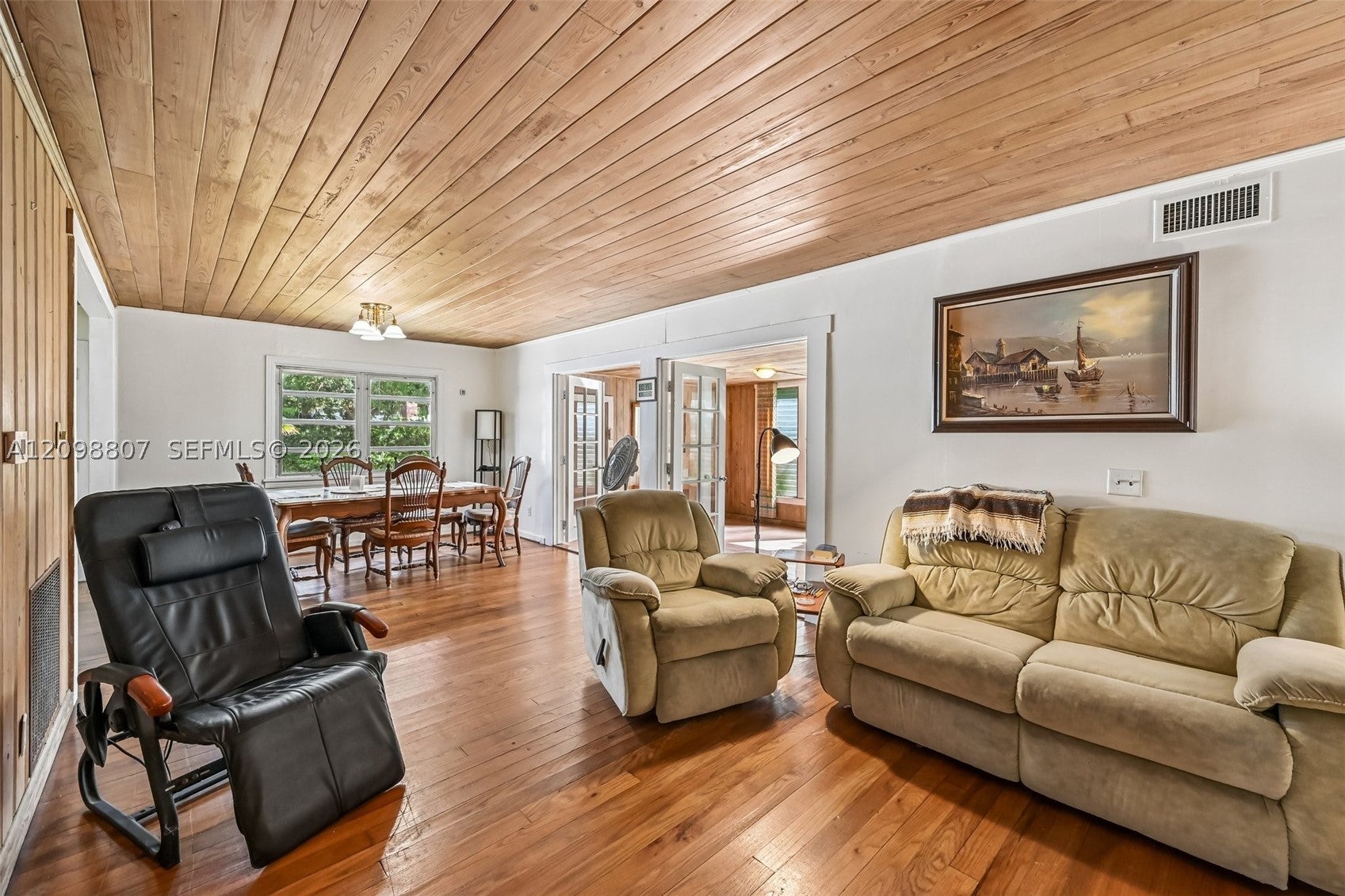 3039 Sunrise Blvd, Fort Pierce, FL 34982 photo