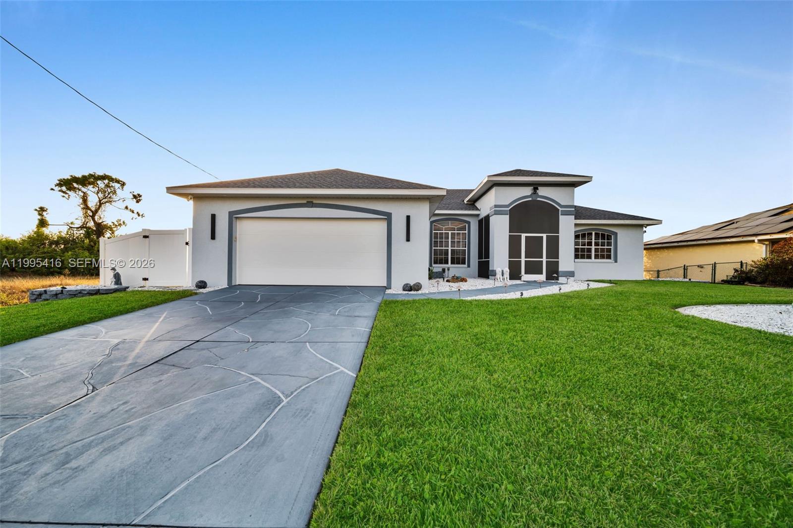 1024 23, Cape Coral, FL 33993