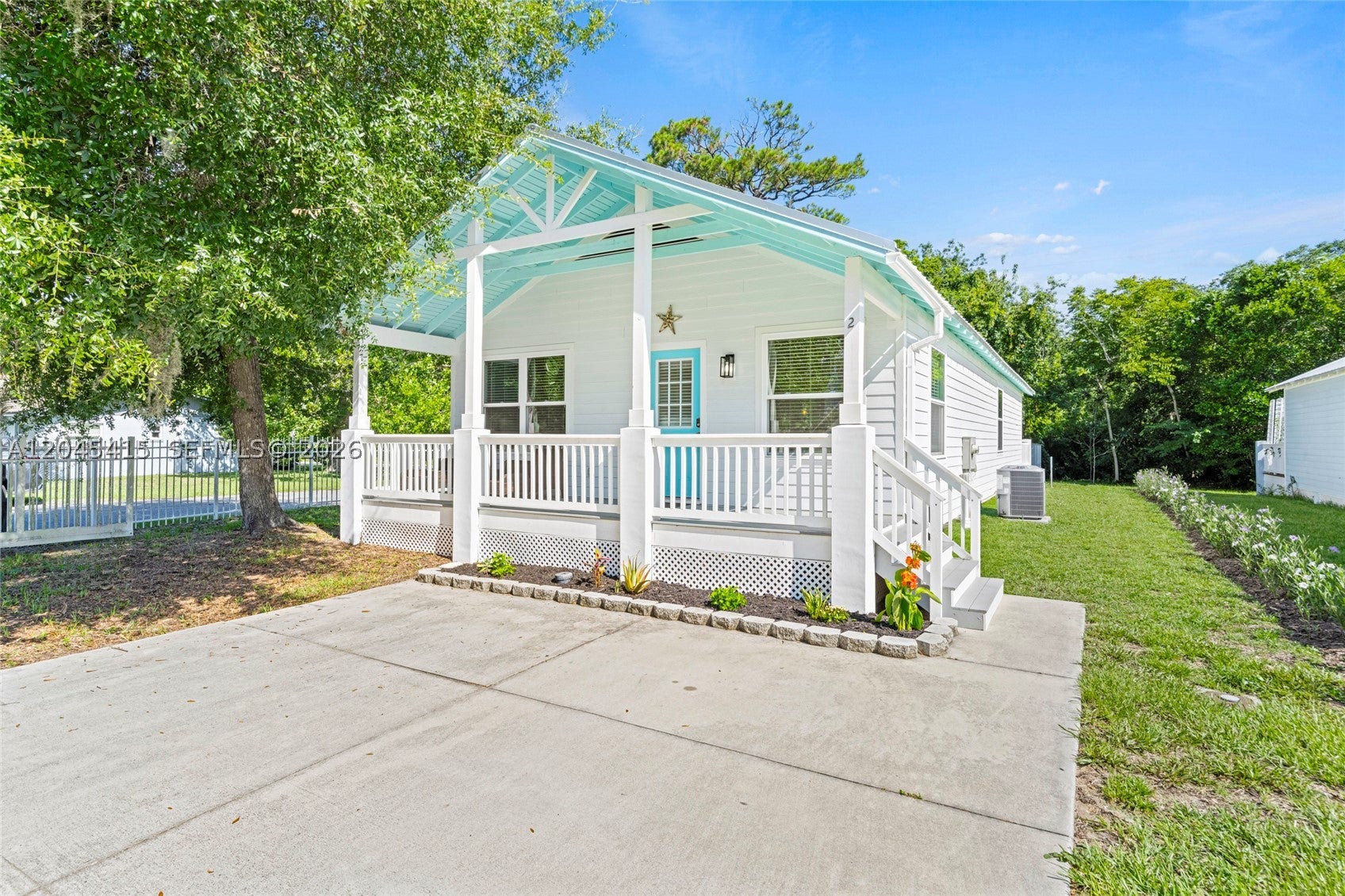 2 Poinciana Cove Rd, Saint Augustine, FL 32084