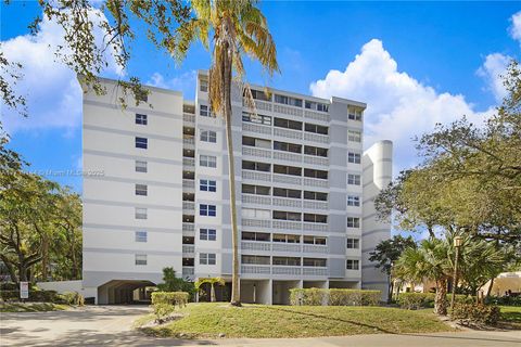 Condominium in Lauderhill FL 3301 Spanish Moss Ter #904.jpg