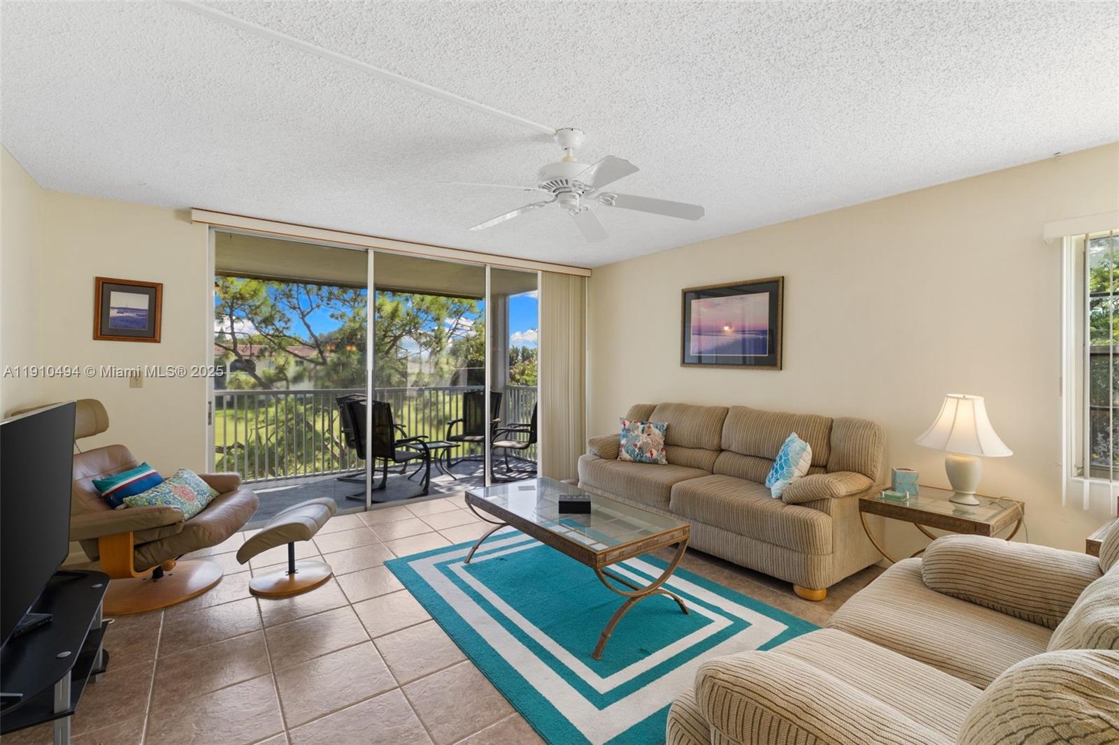 1087 Forest Lake Dr #309, Naples, FL 34105 photo