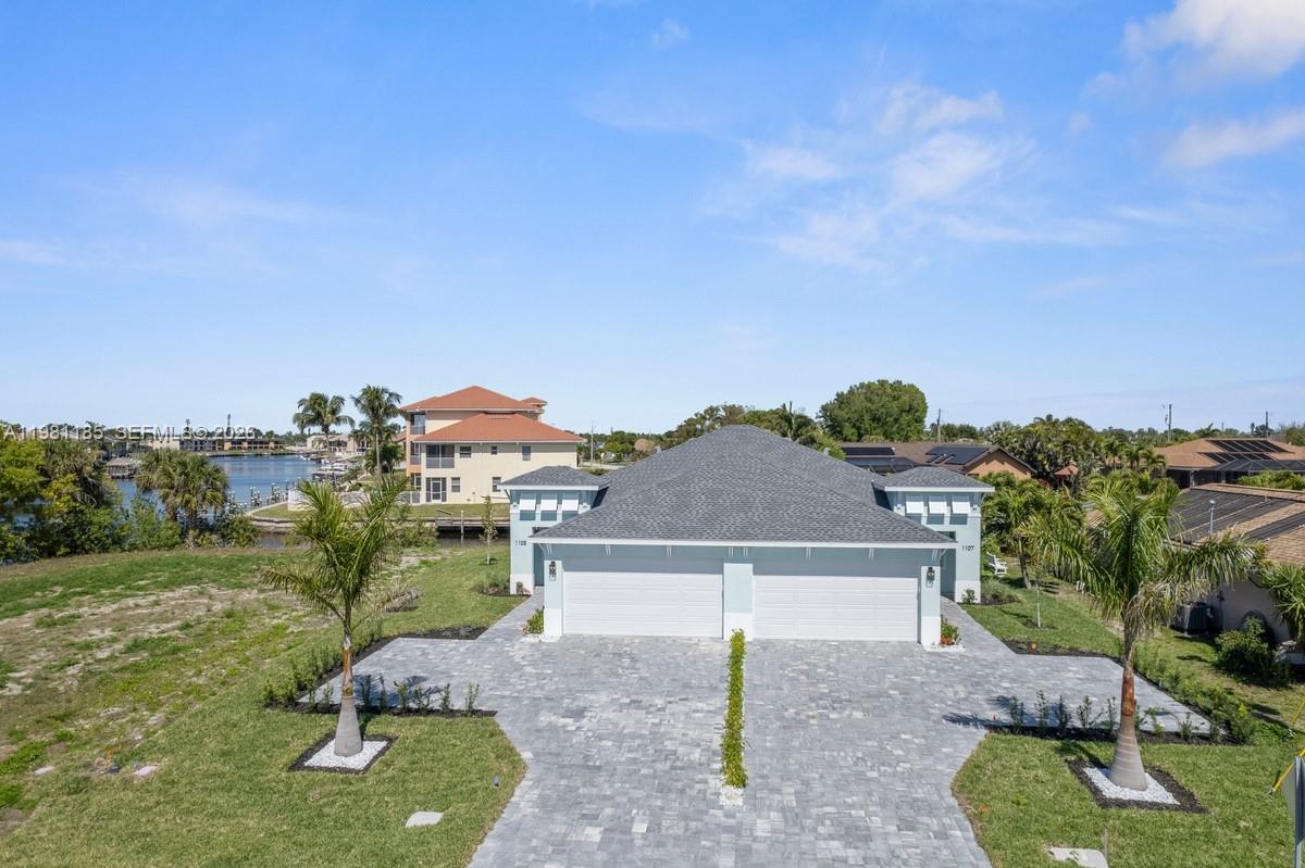 1107 SE 38 St, Cape Coral, FL 33904 photo