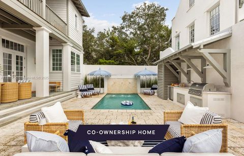 Single Family Residence in Other City - In The State Of Florida FL 25 N Belize Lane.jpg