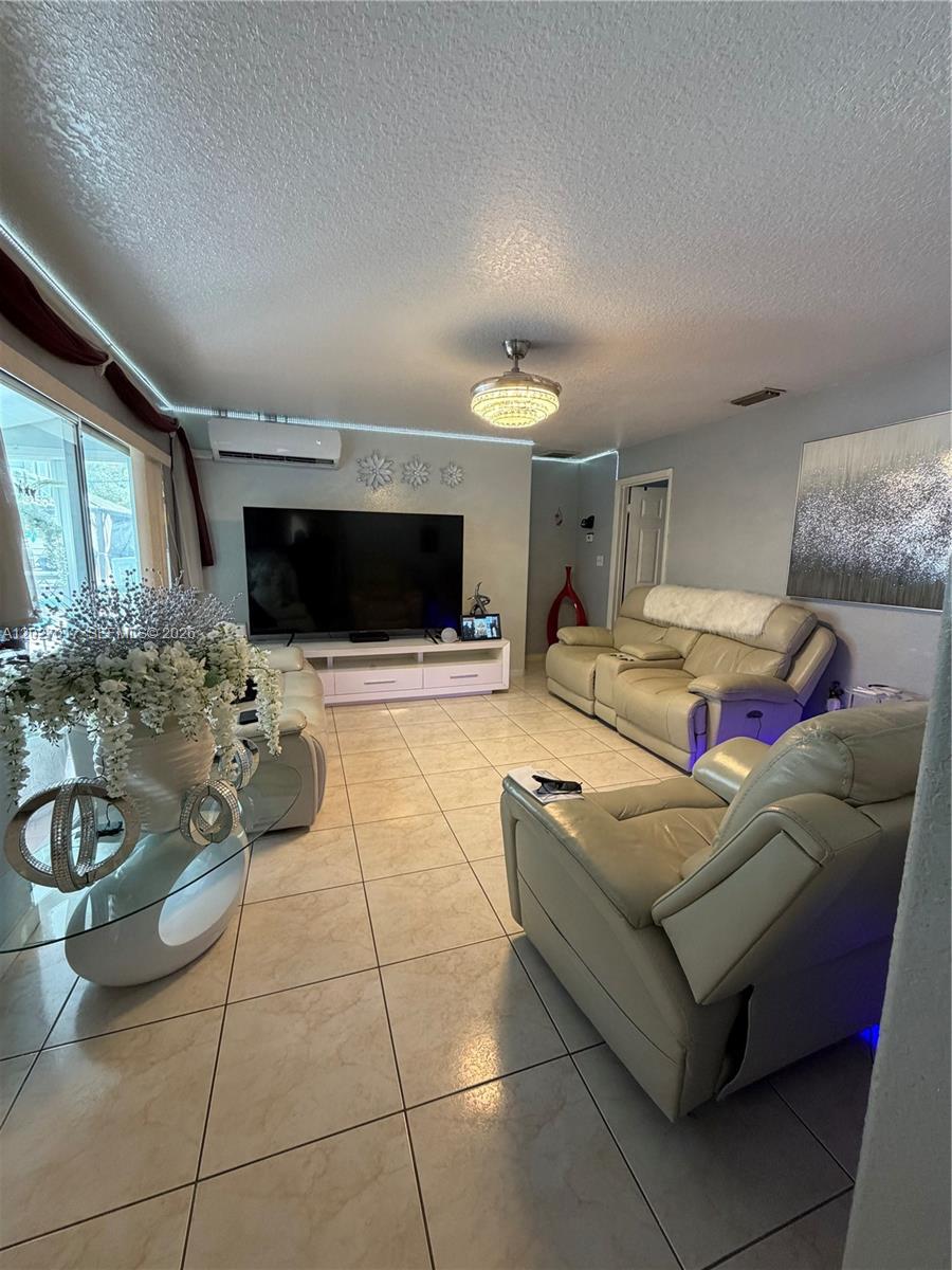 4162 Kingsbridge Dr, Orlando, FL 32839 photo