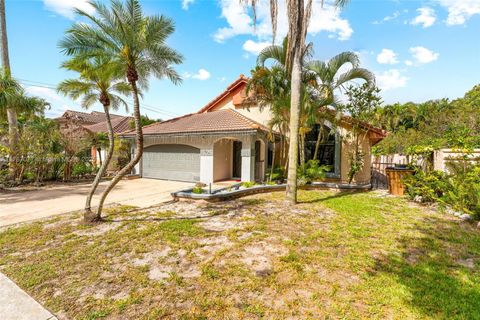Single Family Residence in Deerfield Beach FL 675 NW 38th Ter.jpg