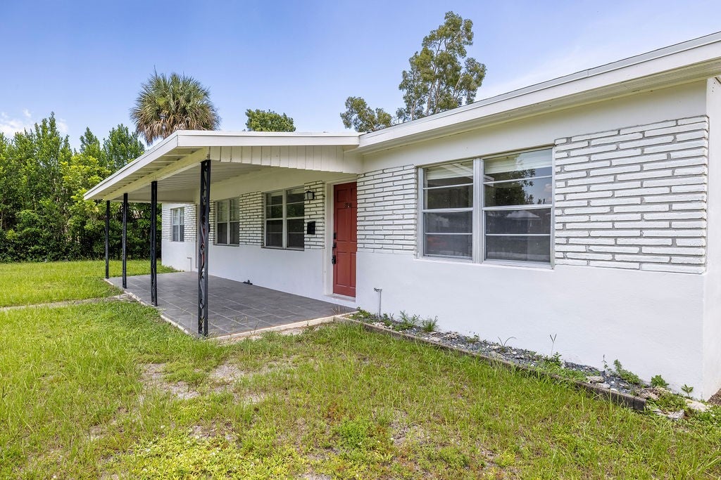 2340 16 Ave, Vero Beach, FL 32960 photo