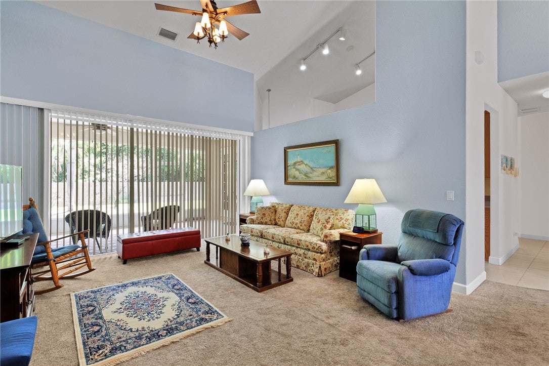 6760 49 Ct, Vero Beach, FL 32967 photo