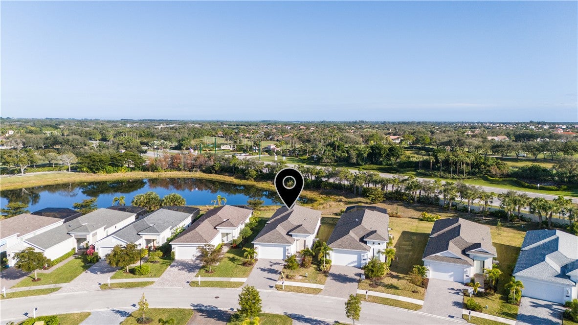2152 Falls Mnr, Vero Beach, FL 32967 photo