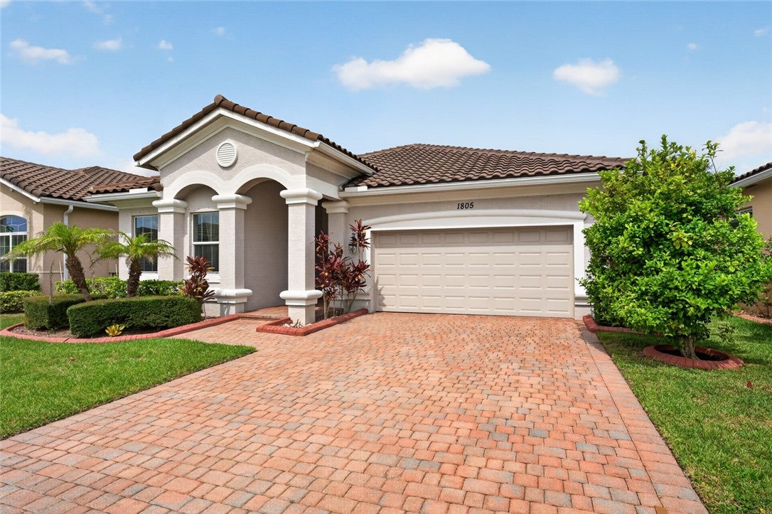 1805 Berkshire Cir, Vero Beach, FL 32968 photo