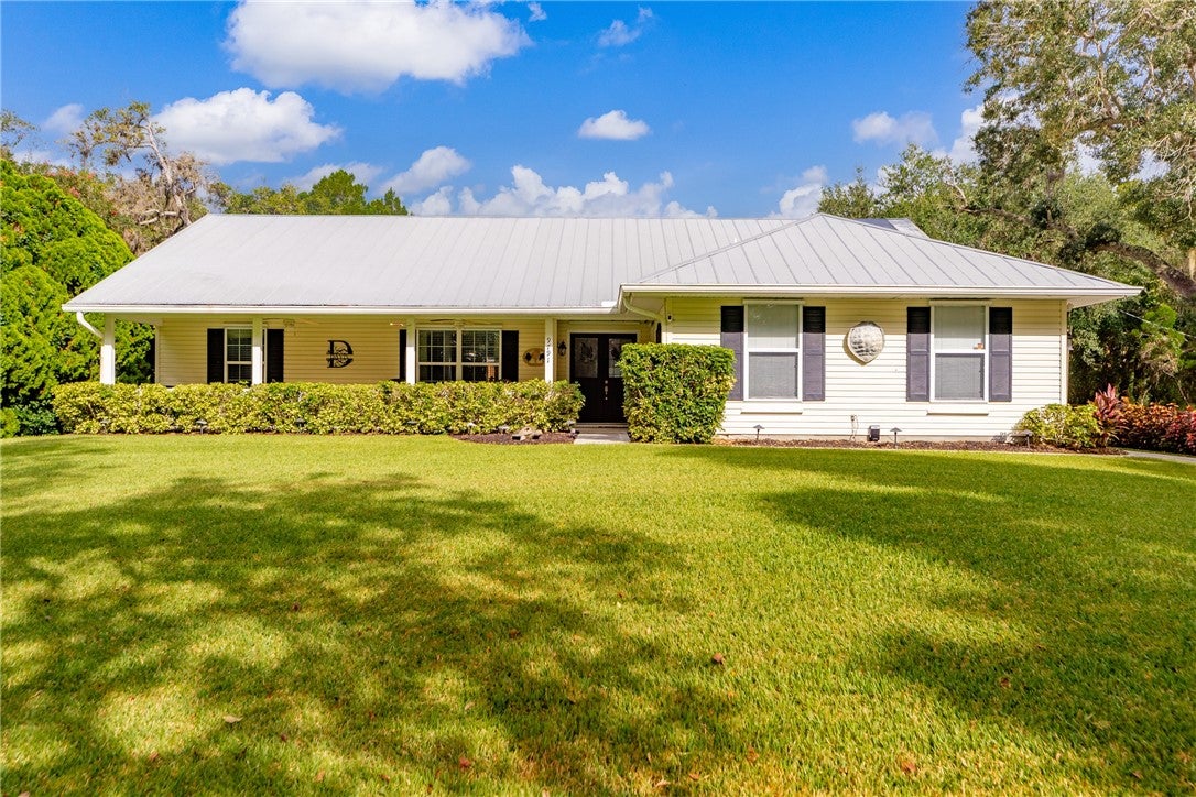 9791 Fleming Grant Rd, Micco, FL 32976 photo