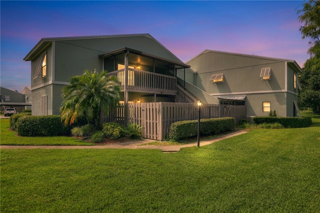 1144 Breezy Way, Sebastian, FL 32958