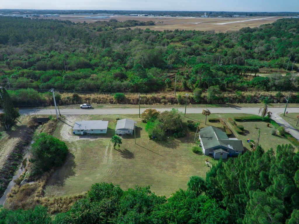 2840 41 St, Vero Beach, FL 32967 photo