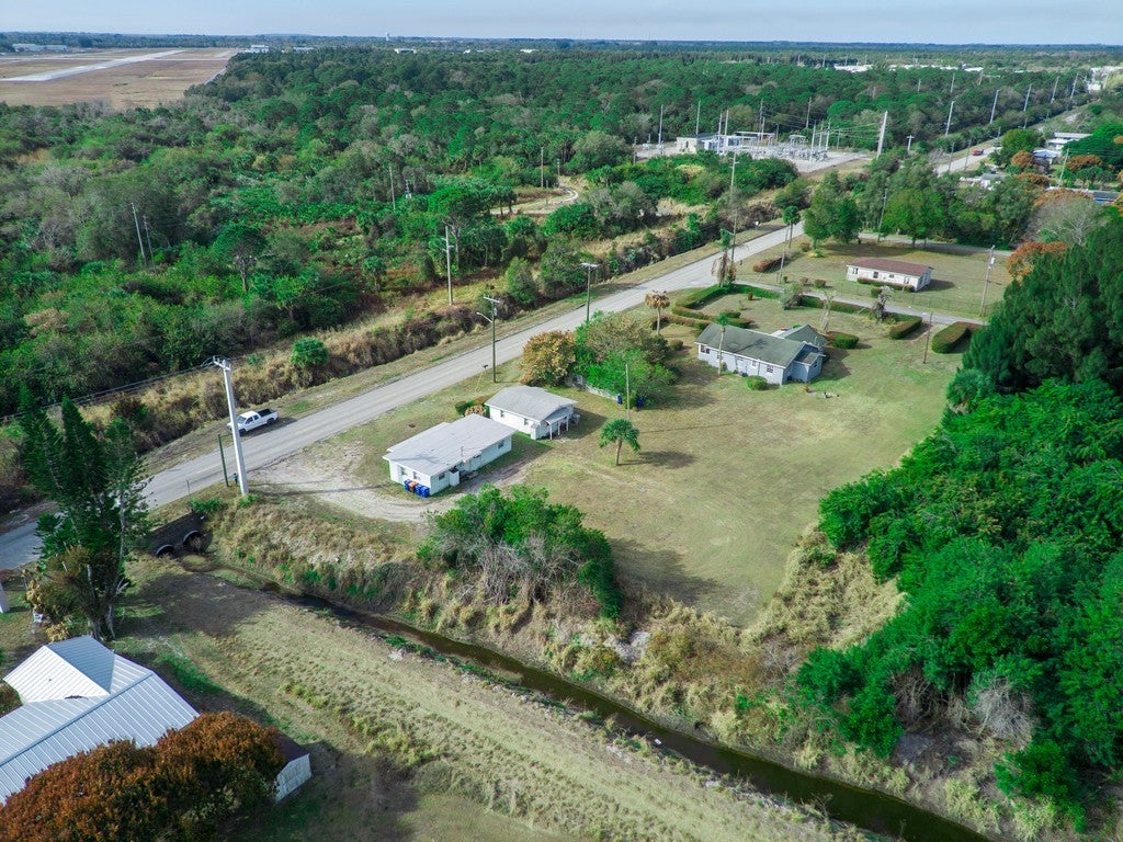 2840 41 St, Vero Beach, FL 32967 photo