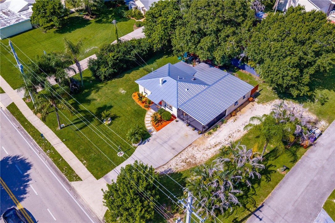 825 20 Ave, Vero Beach, FL 32960 photo