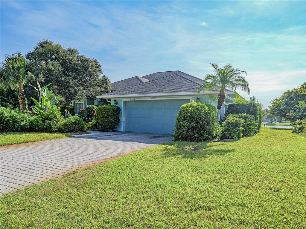 6640 49 Ct, Vero Beach, FL 32967 photo