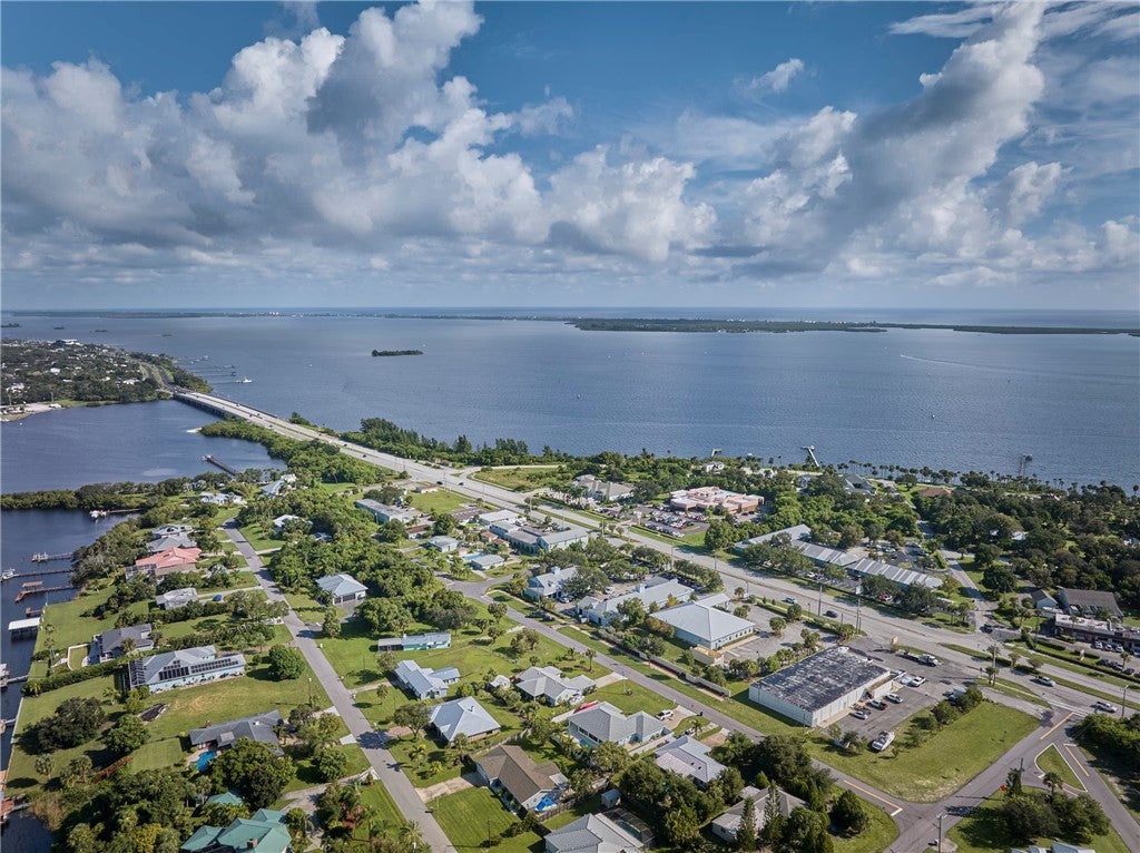 8045 142nd St, Sebastian, FL 32958 photo