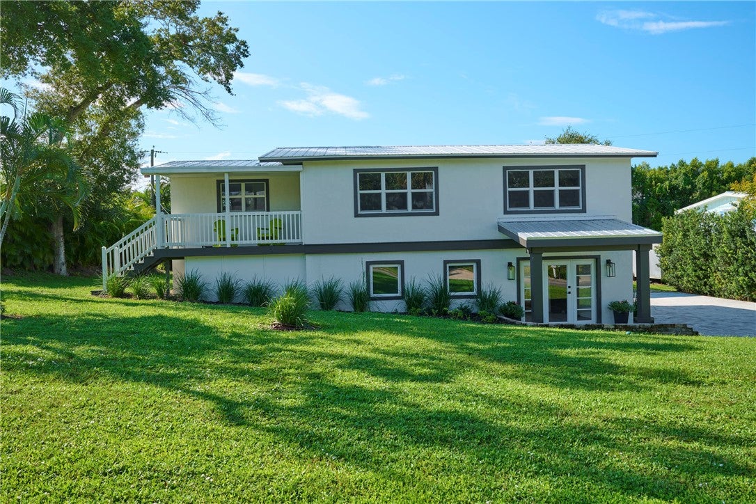 8045 142nd St, Sebastian, FL 32958 photo
