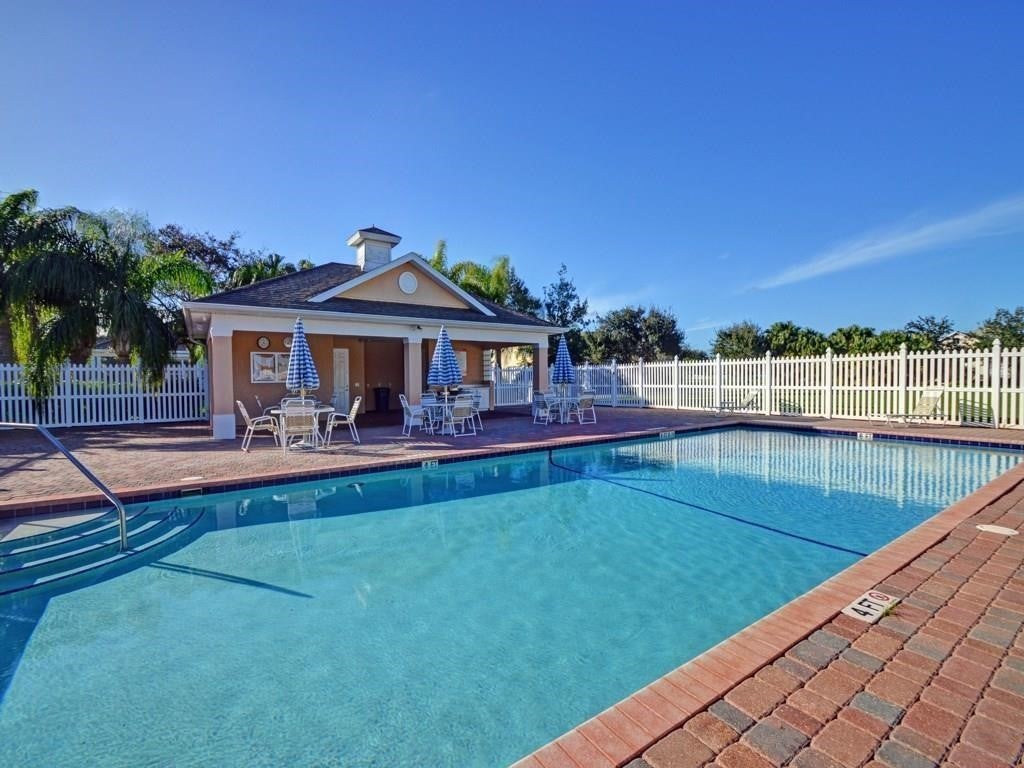 1845 Pointe West Way, Vero Beach, FL 32966 photo