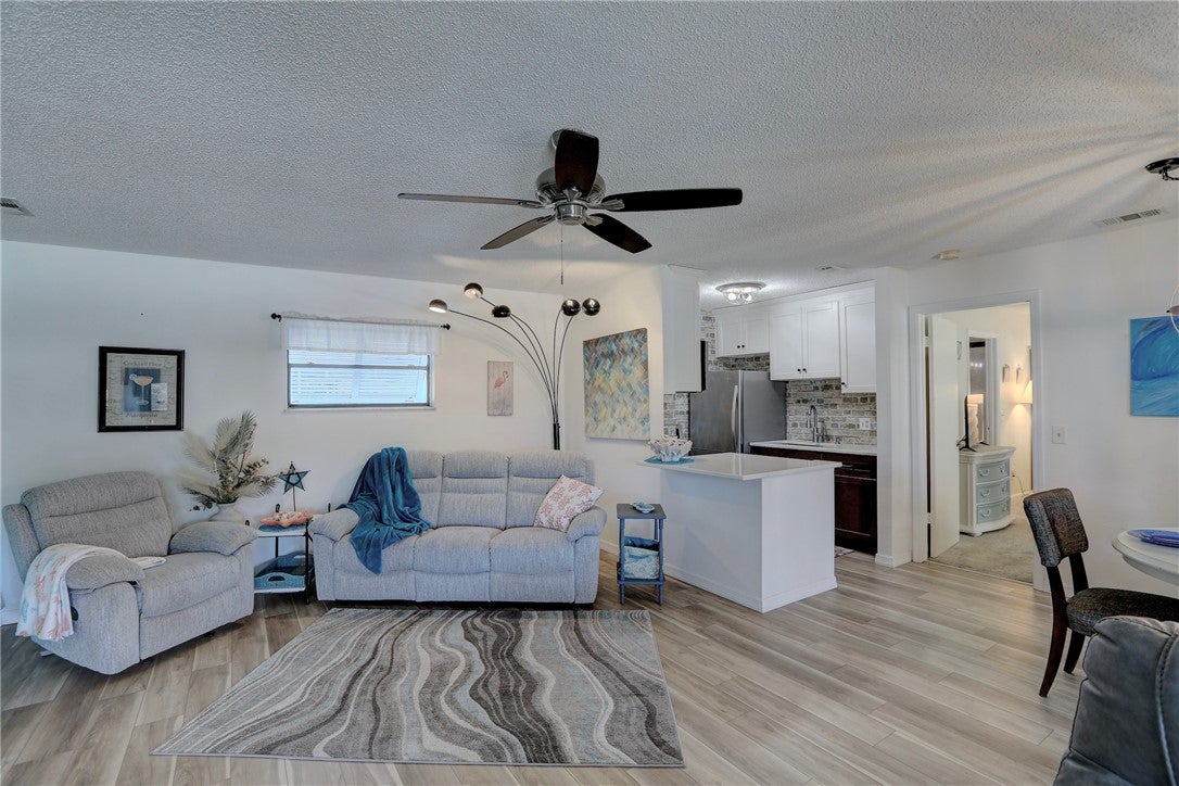 1116 Breezy Way, Sebastian, FL 32958