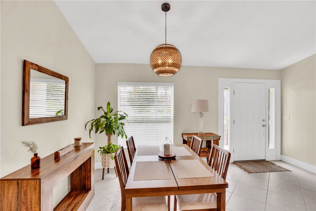 145 36 Ct, Vero Beach, FL 32968 photo