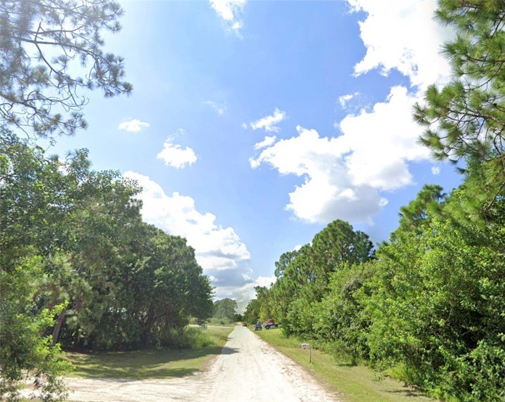 8030 96 Ave, Vero Beach, FL 32967 photo
