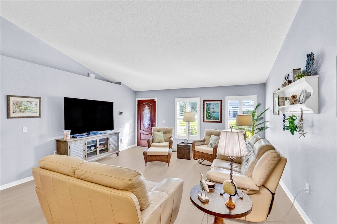 1385 Haverford Ln, Sebastian, FL 32958 photo