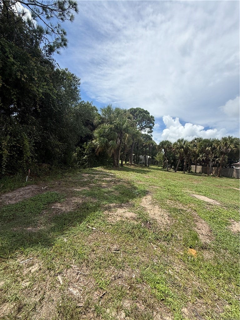 7815 105 Ct, Vero Beach, FL 32967 photo