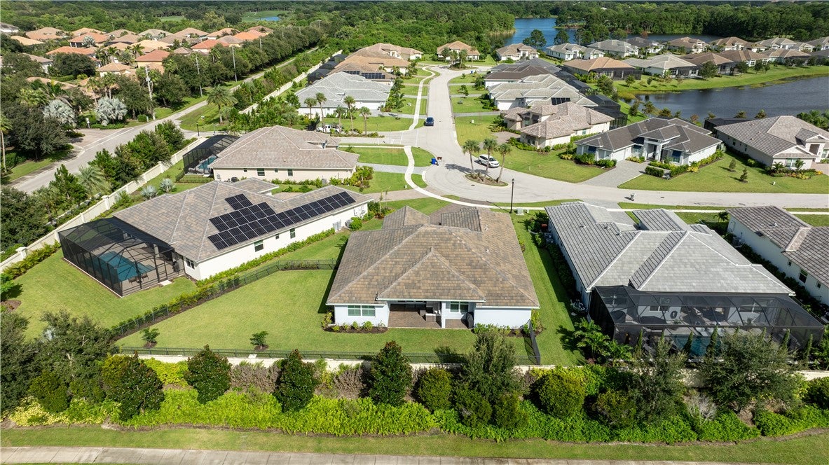 5775 Bent Pine Sq, Vero Beach, FL 32967 photo