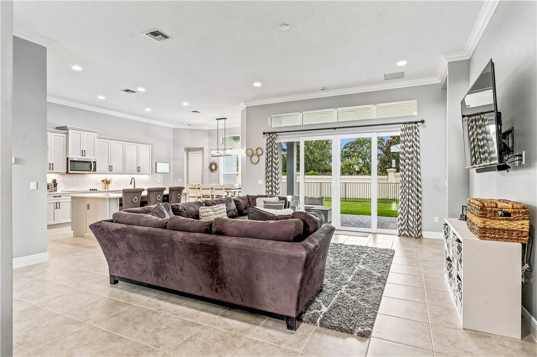 5775 Bent Pine Sq, Vero Beach, FL 32967 photo