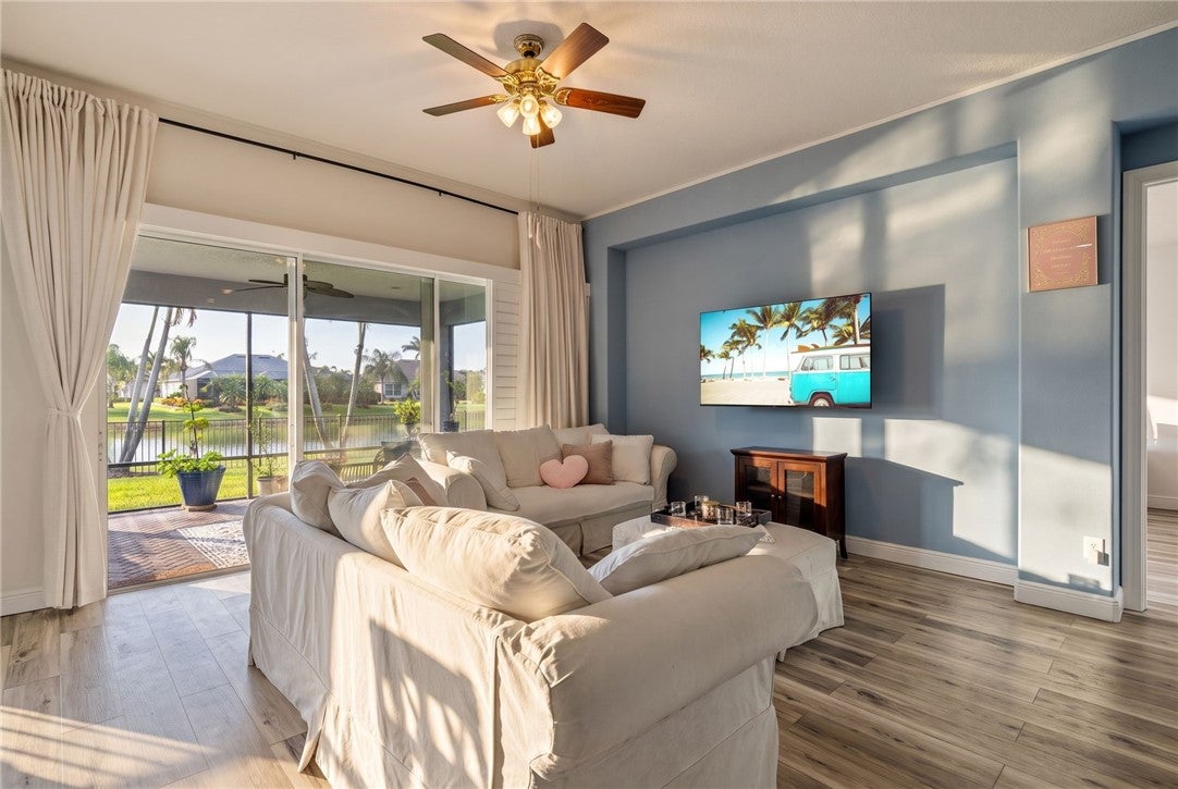 670 Tangelo Cir, Vero Beach, FL 32968 photo