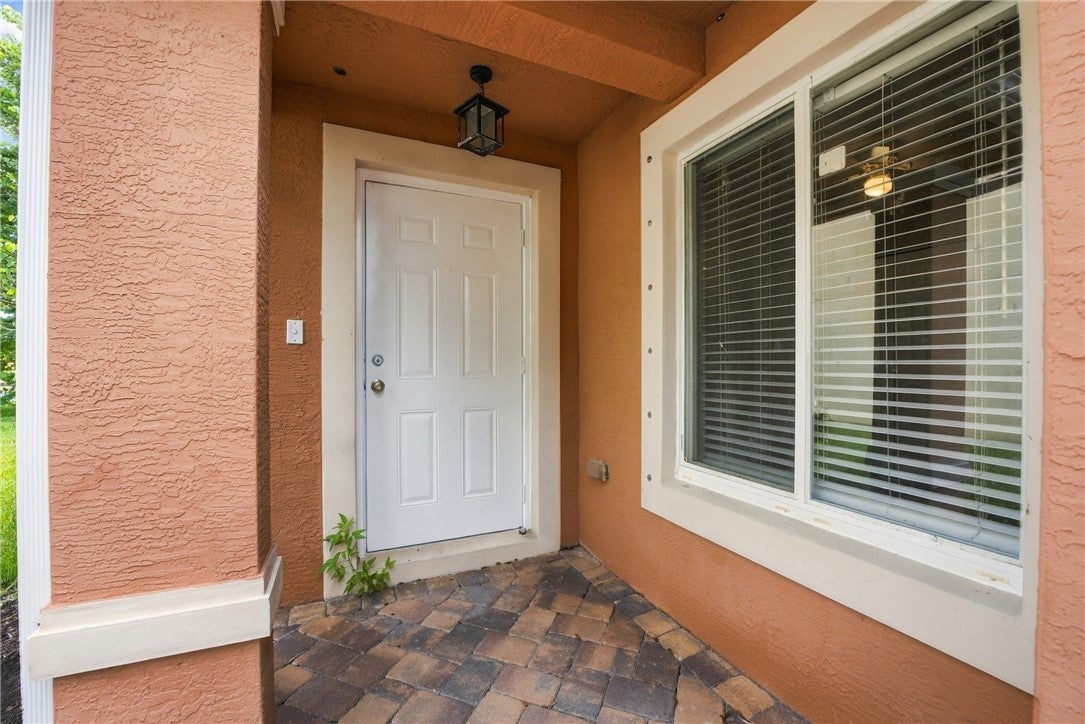 5530 45 Ave, Vero Beach, FL 32967 photo