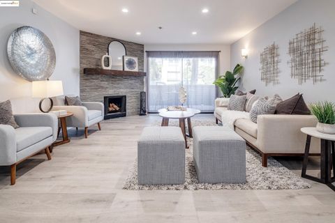 Condominium in Oakland CA 389 Belmont St.jpg