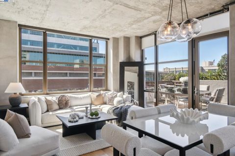 Condominium in Oakland CA 311 2Nd St.jpg
