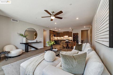 Condominium in Oakland CA 2400 Adeline St.jpg