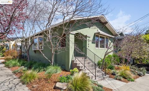Single Family Residence in Oakland CA 2700 Madeline St.jpg