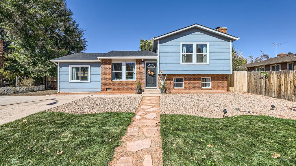2886 Monica Dr, Colorado Springs, CO 80916