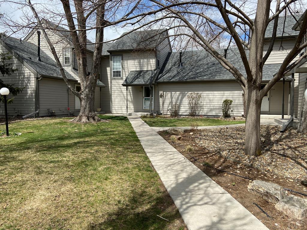 332 Cobblestone Dr, Colorado Springs, CO 80609