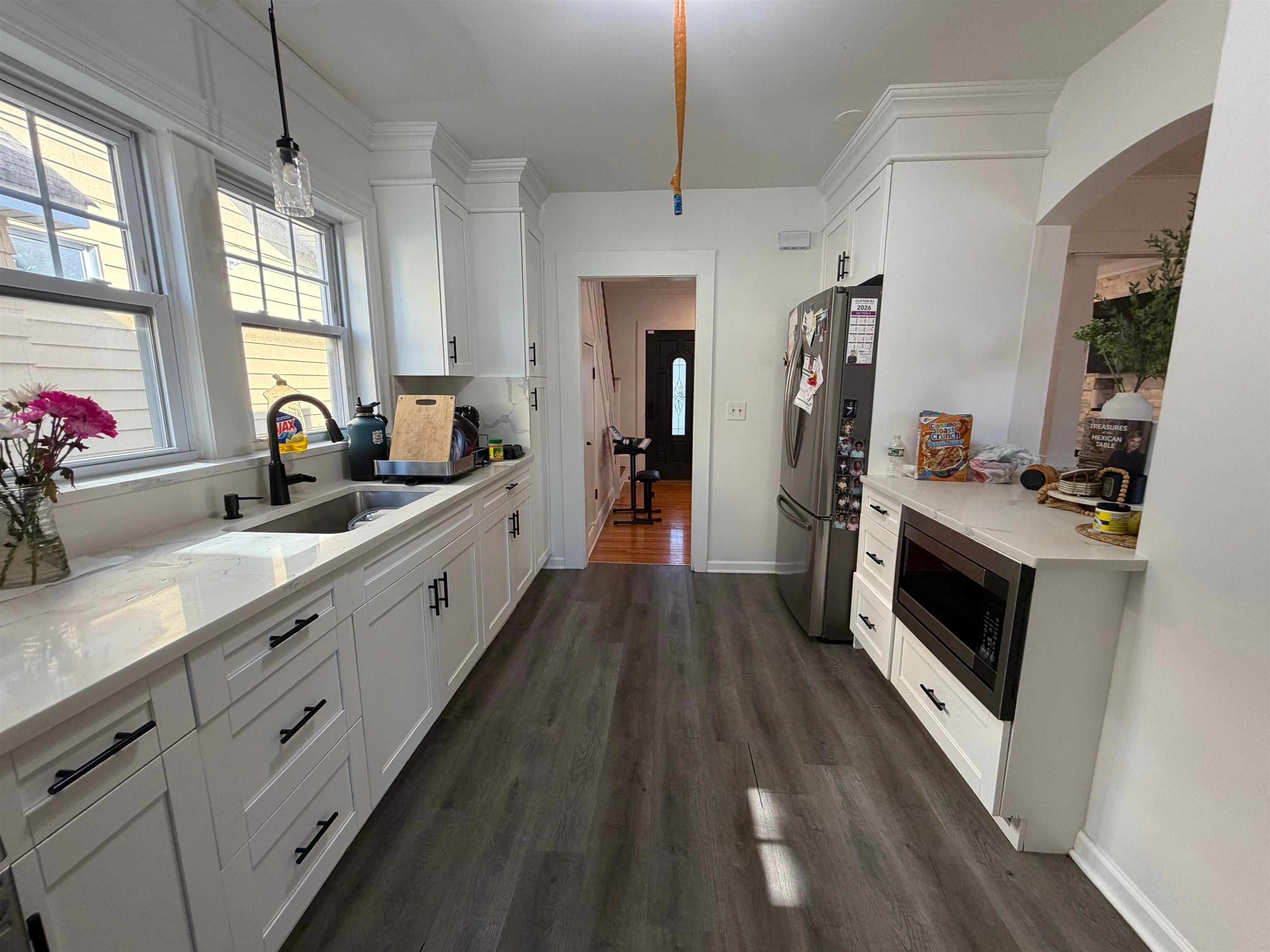 296 E 6th St, Clifton, NJ 07011 photo