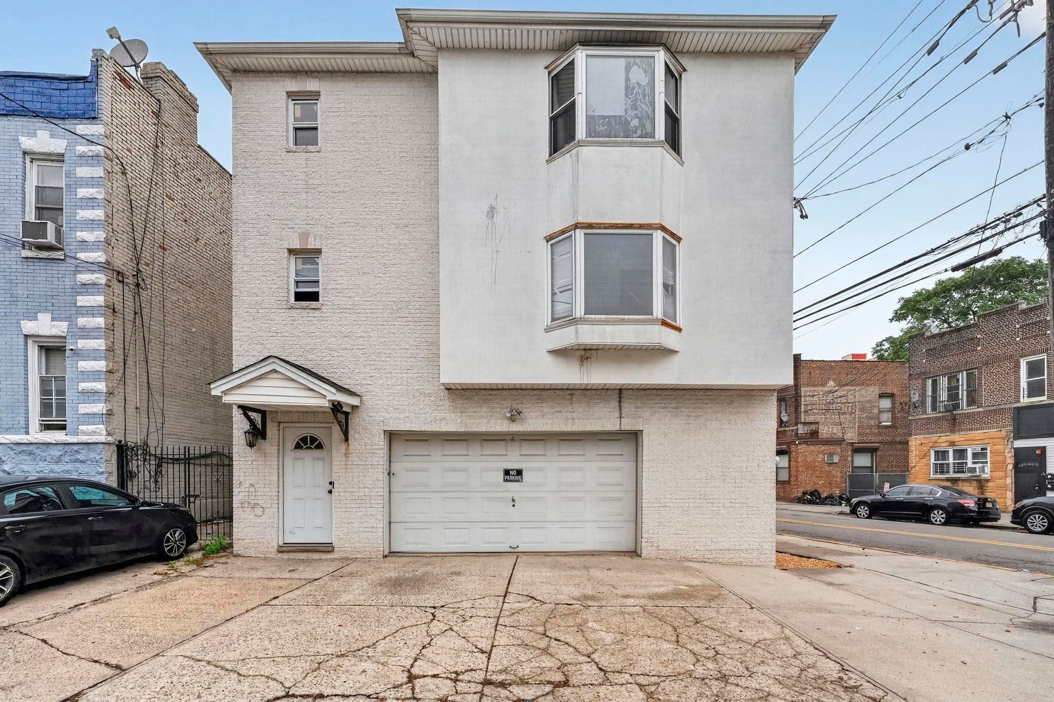 115 Bergen Rd, Jersey City, NJ 07305