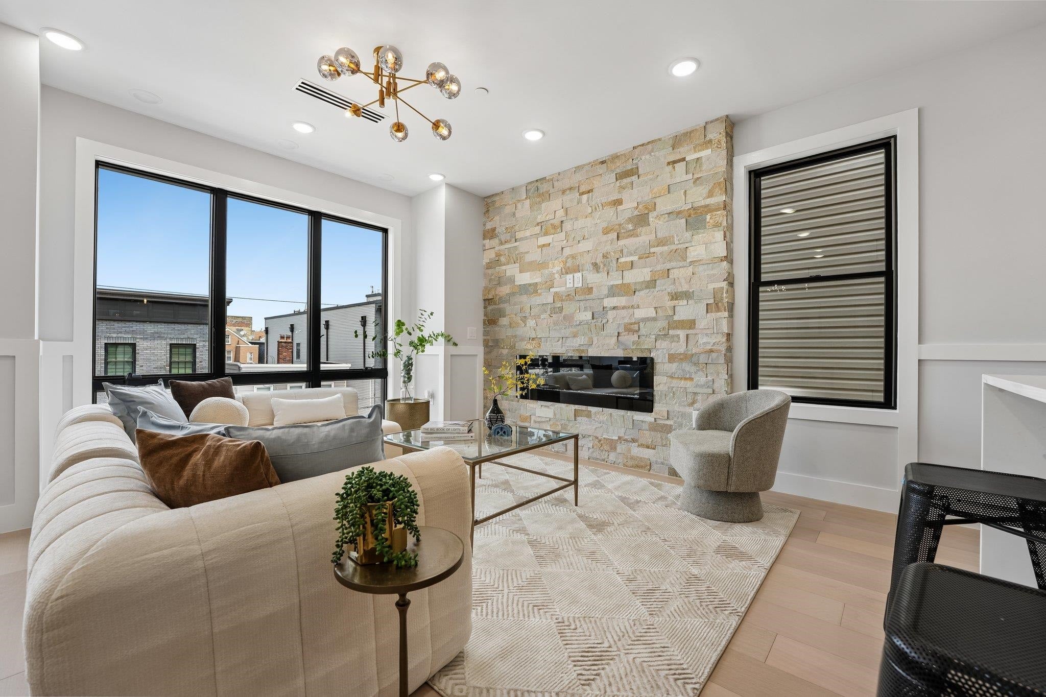 33 Bleecker St #3, Jersey City, NJ 07307 photo