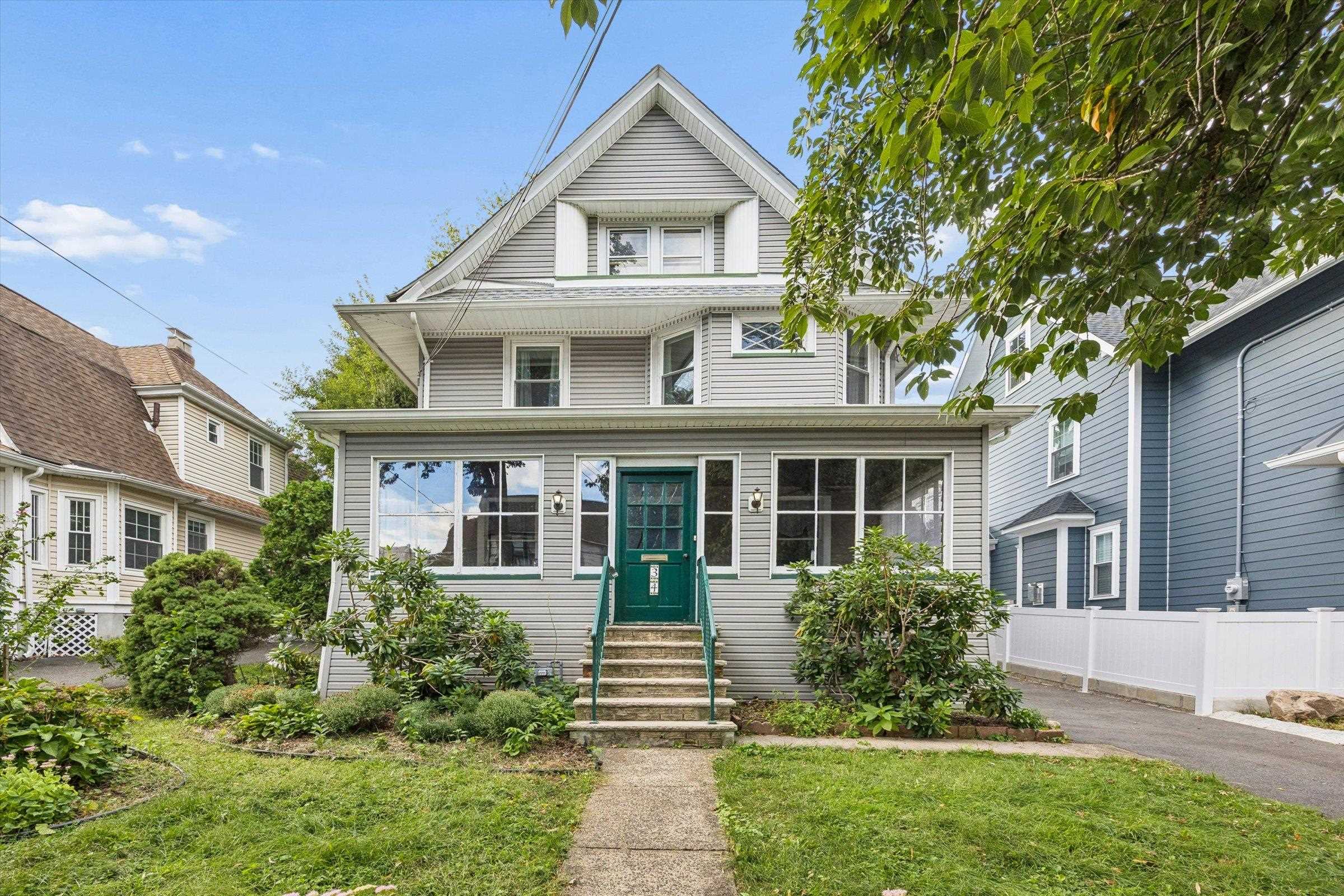 34 Hasbrouck Pl, Rutherford, NJ 07070