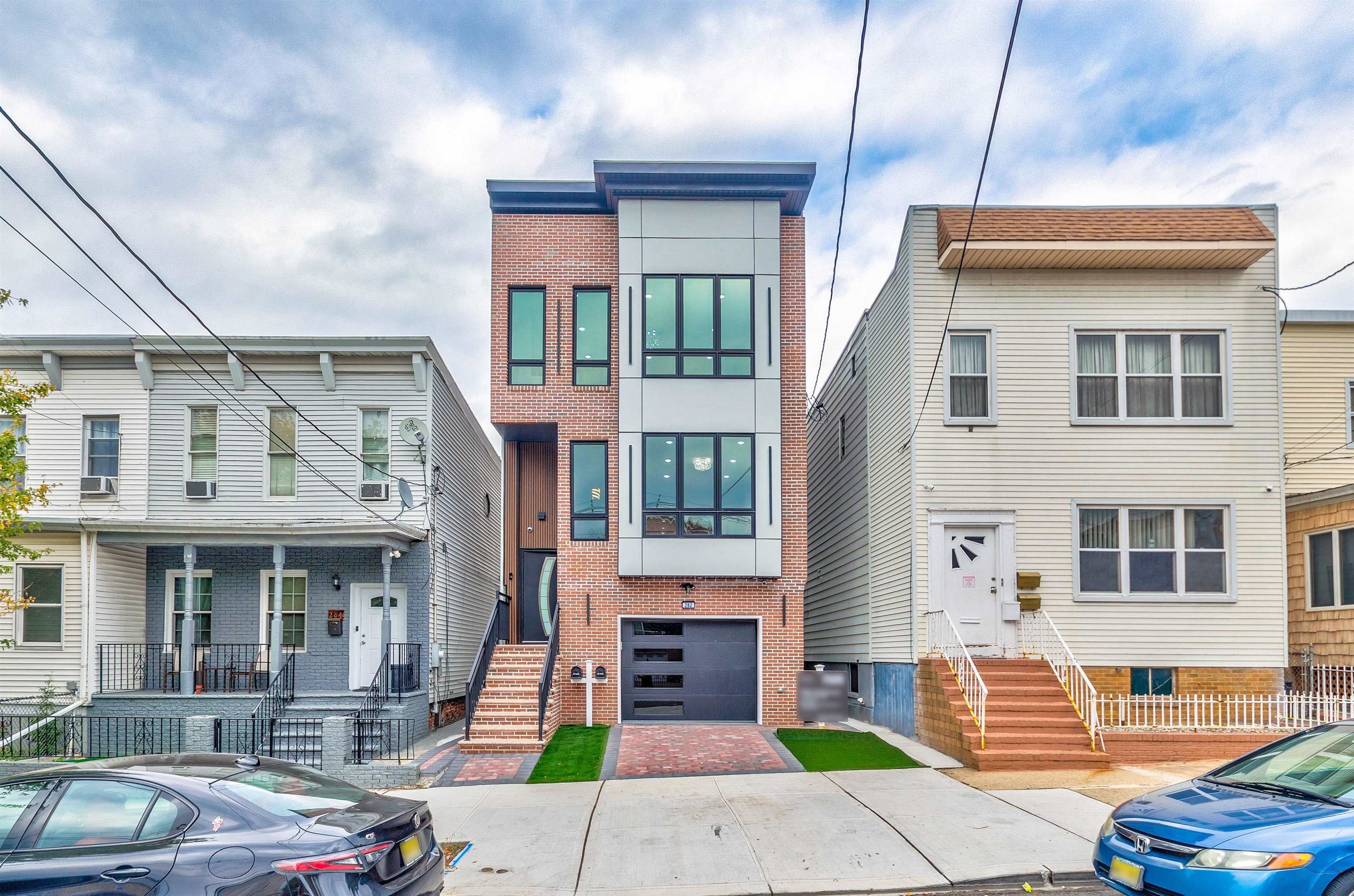 282 Danforth Ave, Jersey City, NJ 07305