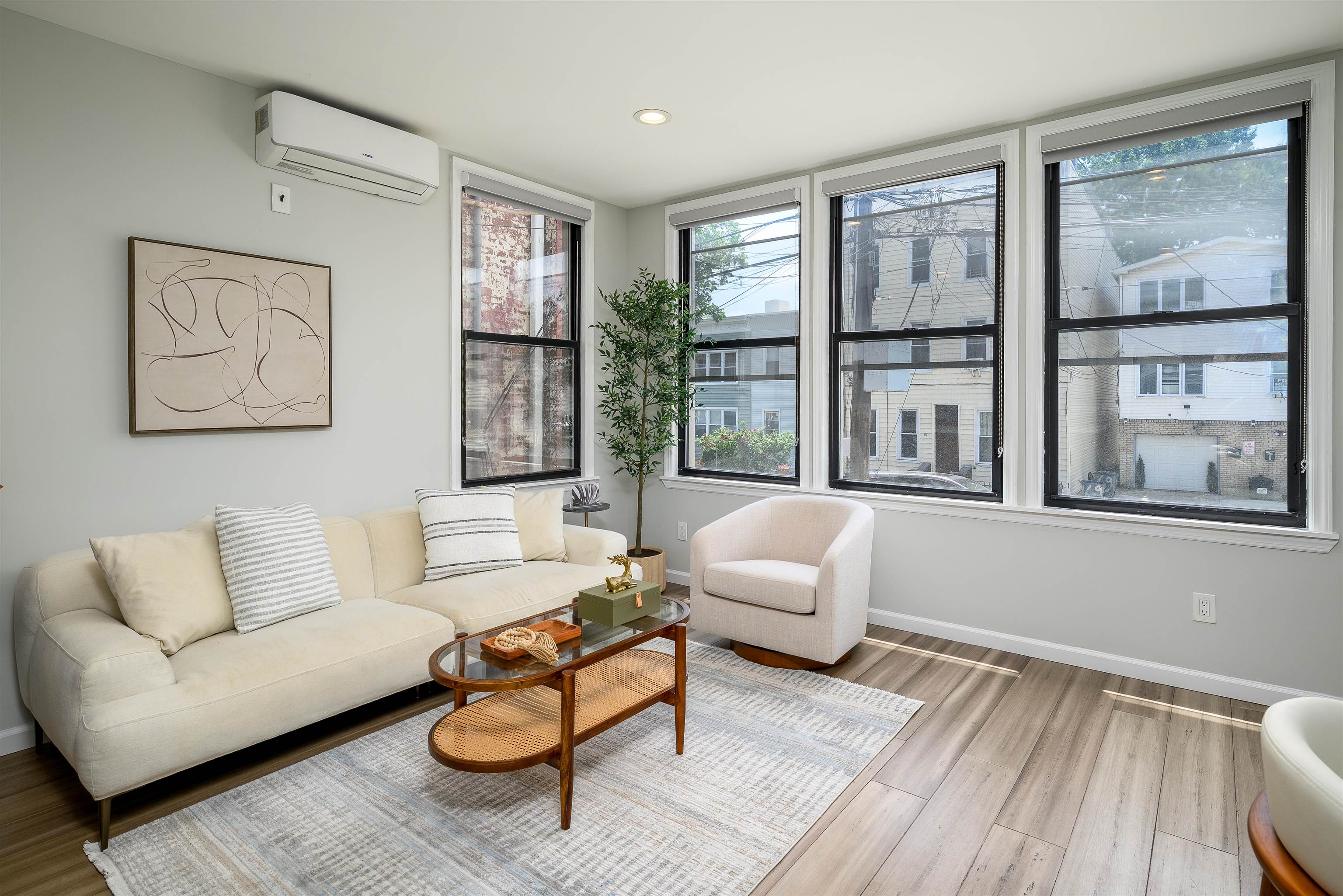 70 Bowers St, Jersey City, NJ 07307