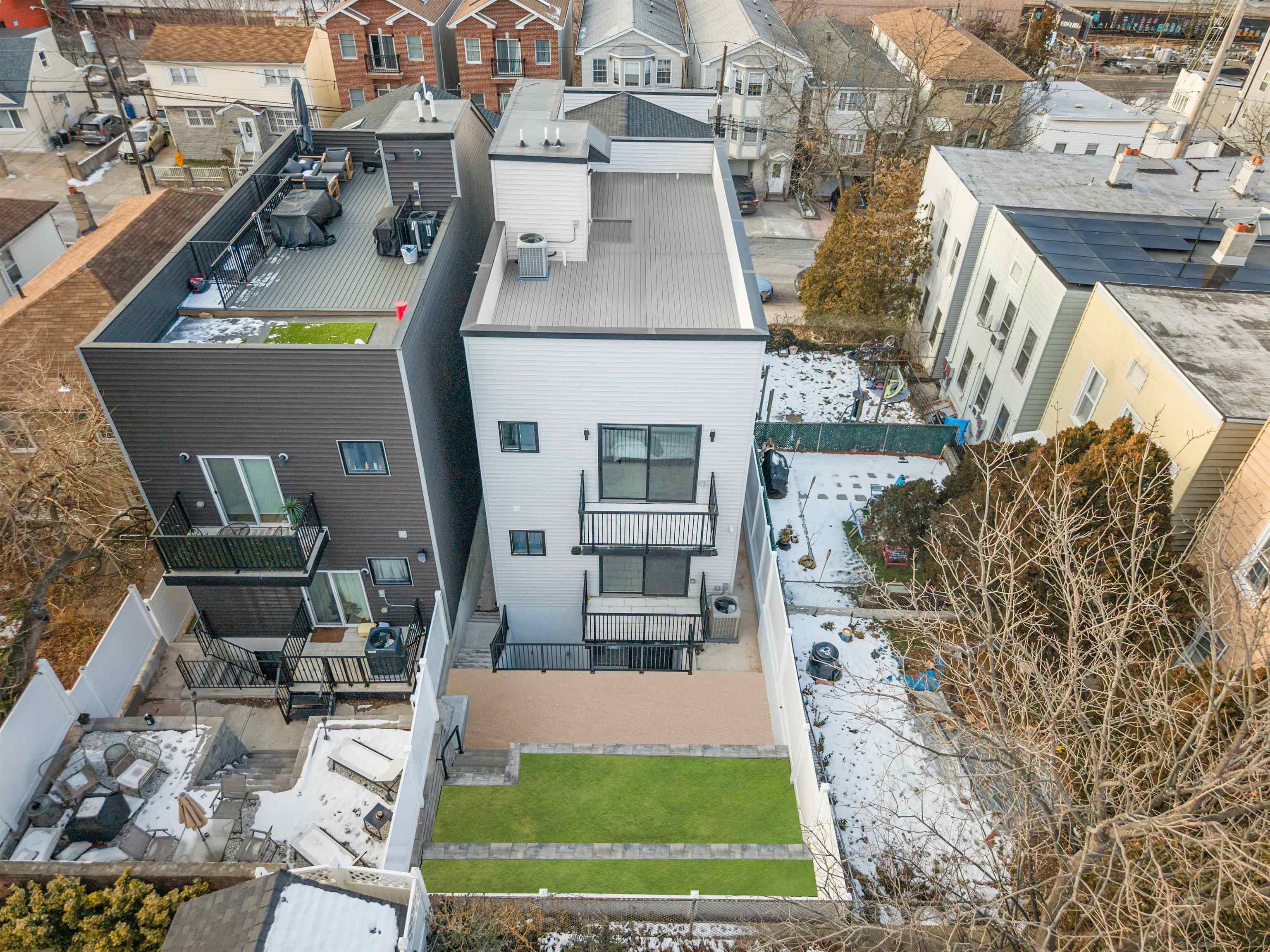 272 Terrace Ave, Jersey City, NJ 07307 photo