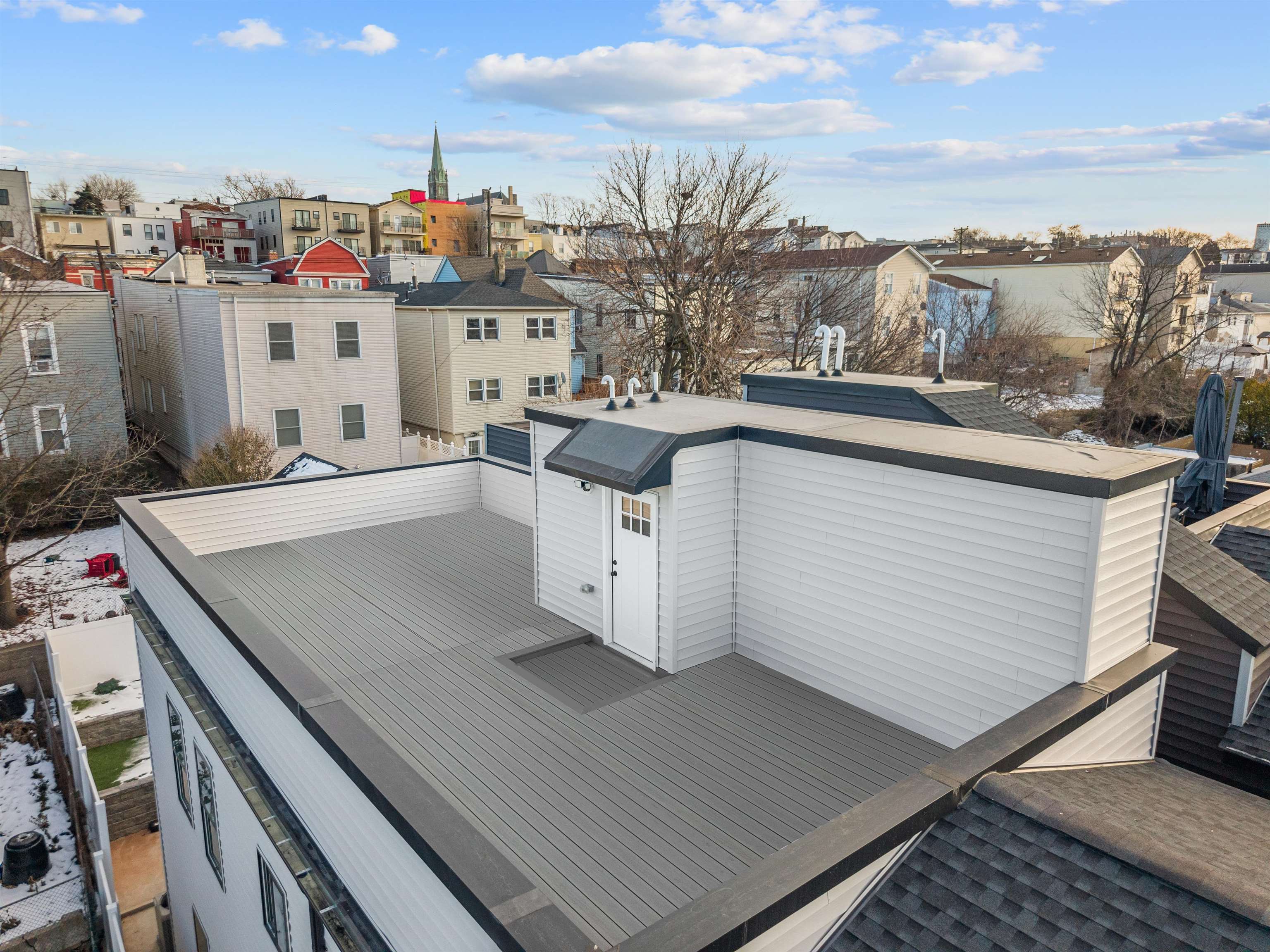 272 Terrace Ave, Jersey City, NJ 07307 photo